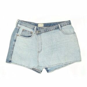 Universal Thread Two-Tone Light Blue Denim Skort